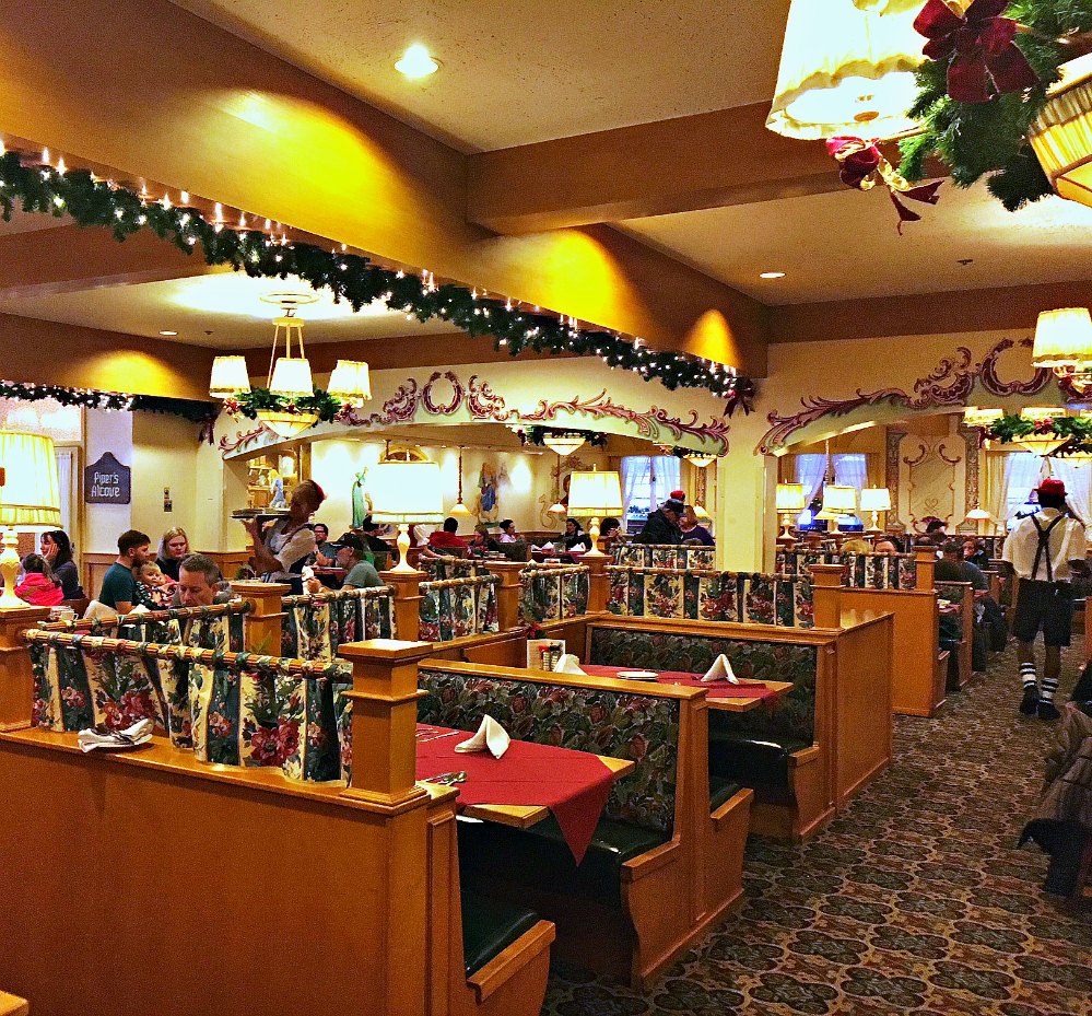 Best Frankenmuth Restaurants Bavarian Inn Vs Zehnders Tiffanys Mi