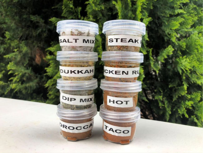 Camping Food Hacks-Spices Packed in Pill Packs Camping Food Hacks-Spices Packed in Pill Packs