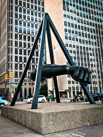 Riggers repair iconic Joe Louis fist sculpture in Detroit
