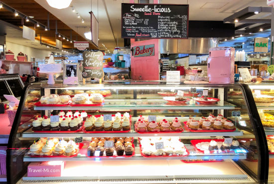Lovely cupcakes for sale at the Grand Rapids Downtown Market