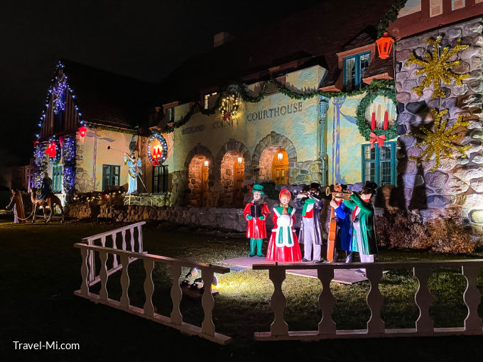 Midland Courthouse and Santa House