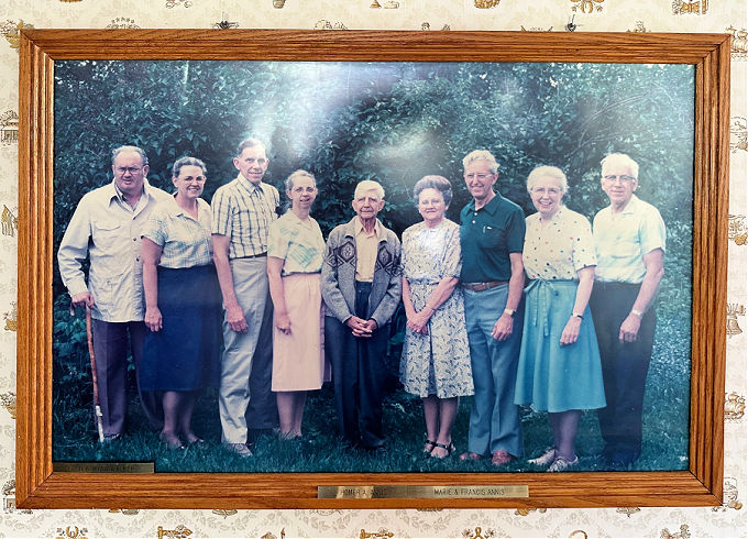 Portrait of the owner of the Annis House at Wellington Farm USA